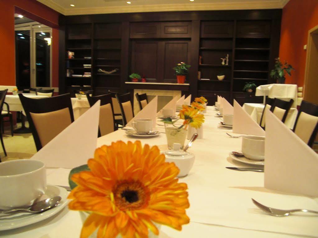 Akzent Hotel Privat - Das Nichtraucherhotel Dresde Extérieur photo