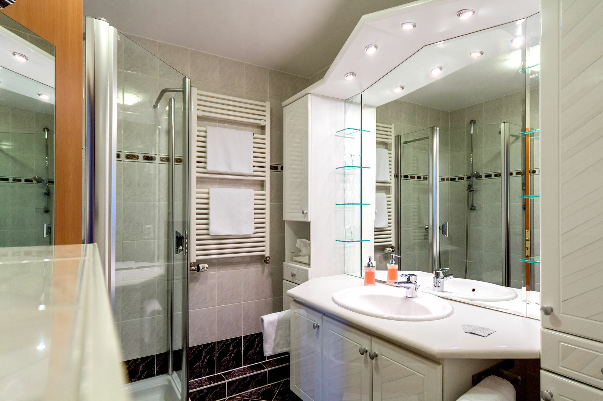 Akzent Hotel Privat - Das Nichtraucherhotel Dresde Extérieur photo